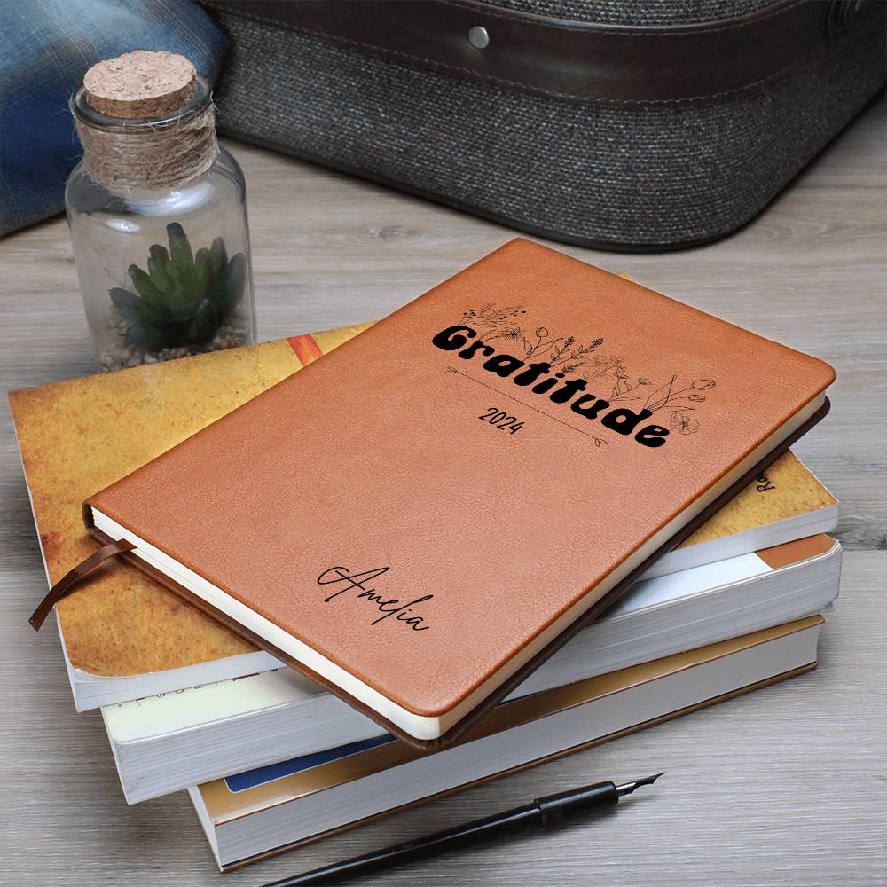 Personalized Retro Floral Leather Gratitude Journal