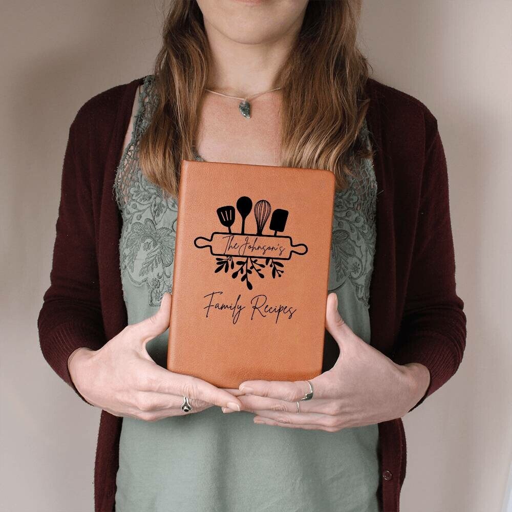 Personalized Family Recipe Book, Custom Leather Recipe Book, Personalized Family Cookbook, Family Christmas Gift for Couples Recipe Journal