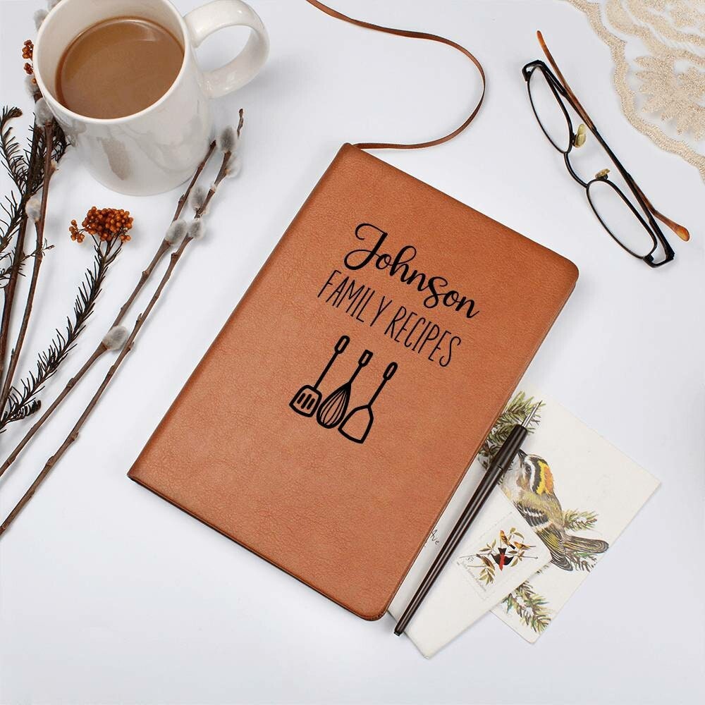 Personalized Family Recipe Book, Custom Leather Recipe Book, Cookbook Gift for Mom, Cooking Gift for Grandma, Heirloom Recipe Book